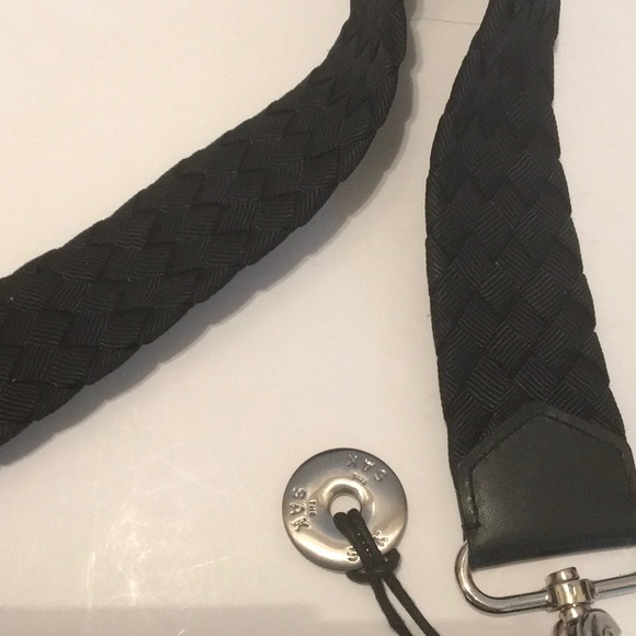 The SAK Black woven shoulderbag, wristlet CLUTCH LIKE NEW - Picture 3 of 8